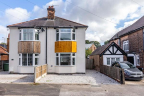 Stylish 3 bed Carlton House